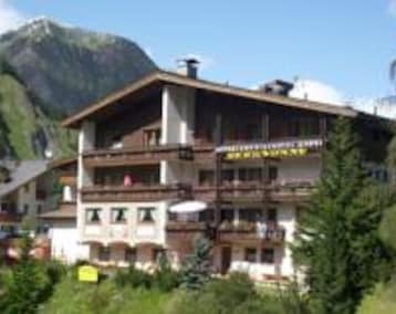 Hotel Garni Bergsonne (Samnaun Dorf, Suiza)
