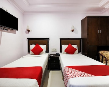 Hotelli Oyo 36047 Hotel Srinivasa Residency (Hyderabad, Intia)