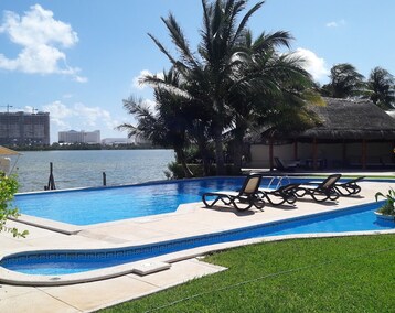 Koko talo/asunto Beautiful Villa Facing The Water - Perfect For Families/Couples, Very Spacious (Cancun, Meksiko)