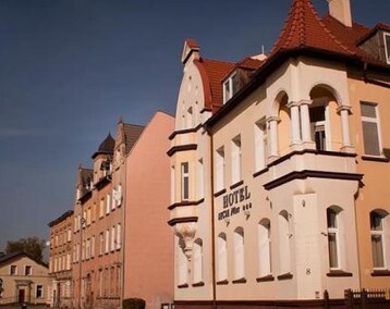 Hotel MCM Plus (Landsberg an der Warthe, Polonia)