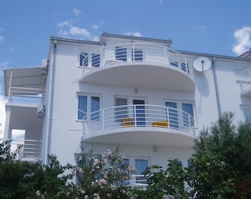 Hele huset/lejligheden Apartments Niko (Okrug Gornji, Kroatien)