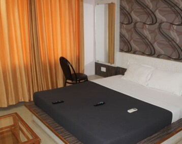 Hotelli Savitri Niwas (Chiplun, Intia)