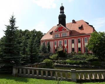 Hotelli Pałac Warmątowice Sienkiewiczowskie (Krotoszyce, Puola)