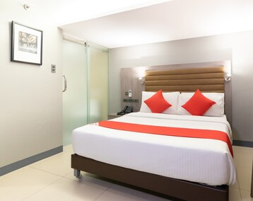 OYO 146 Solace Hotel (Makati, Filipinas)