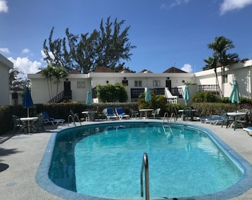 Hotel Plum Tree Club On Rockley Golf Course (Worthing, Barbados)