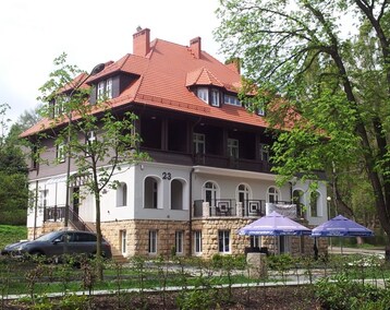 Hotelli Villa Lessing (Polanica-Zdrój, Puola)