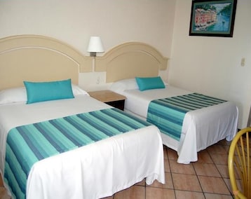 Hotel Playa Marina (Mazatlán, Mexico)