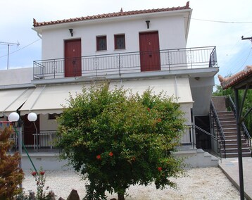Koko talo/asunto Apartments Villa Myrto (Thermissia, Kreikka)