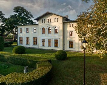 Hotel Pałac Kłanino (Krokowa, Polonia)