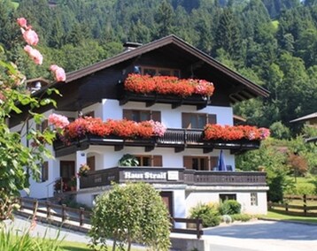 Bed & Breakfast Haus Straif (Brixen im Thale, Itävalta)