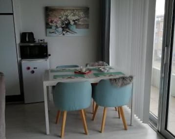 Casa/apartamento entero Studio Raversijde With Sea View (Koksijde, Bélgica)