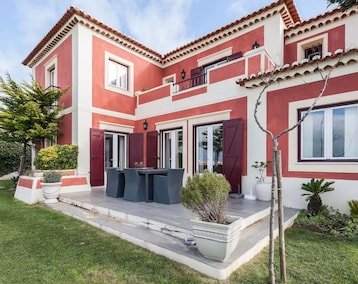 Hele huset/lejligheden Charming Villa in Praia das Maçãs (Colares, Portugal)