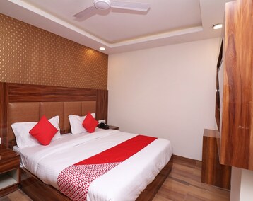 Hotelli OYO 27009 Hotel Olivia Inn (Delhi, Intia)