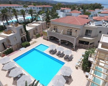 Maravel Hotel & Apartments (Adele, Grecia)