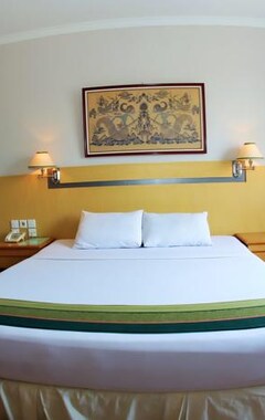 Hotel Zamrud (Cirebon, Indonesia)