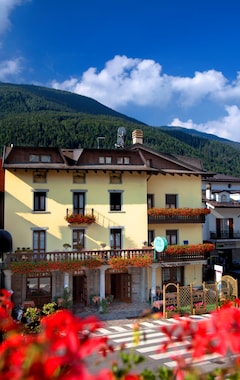 Hotel Sciatori (Temù, Italia)