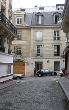 Hotel Andre Gill (París, Francia)