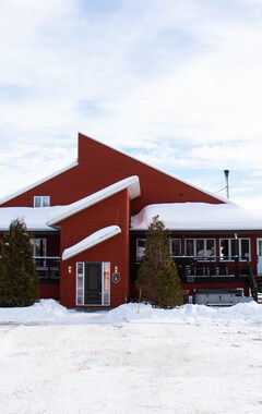 Hotel chalet les neiges (Saint-Ferréol-les-Neiges, Canadá)