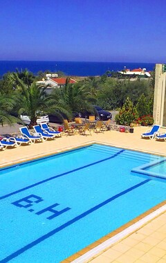 Hotel Bare Hill Holiday Village (Girne, Chipre)