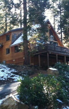 Koko talo/asunto Storybook Chalet Inside Yosemite National Park (Yosemiten kansallispuisto, Amerikan Yhdysvallat)