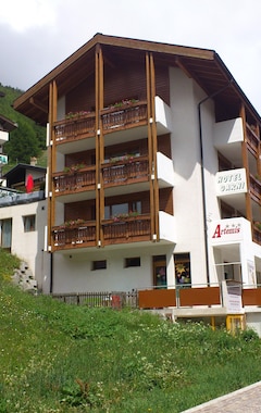 Hotel Artemis (Saas Fee, Suiza)