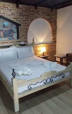 Bed & Breakfast Sunset Suites (Saranda, Albania)