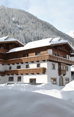 Hotel Pension Haid (St. Leonhard im Pitztal, Austria)