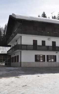 Pensión Casa Alpina Dobbiaco (Toblach, Italia)