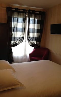 Hotel Avama Prony (París, Francia)