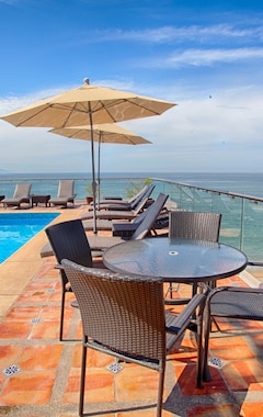 The Paramar Beachfront Boutique Hotel With Breakfast Included - Downtown Malecon (Puerto Vallarta, México)