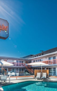 The Tangerine - A Burbank Hotel (Burbank, USA)