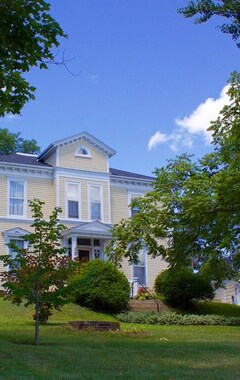 Hotel Tattingstone Inn (Wolfville, Canadá)