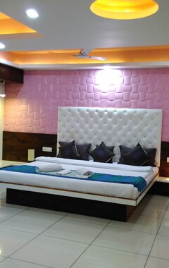 Hotel Sigma Inn by Sky Stays (Ahmedabad, India)