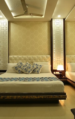 Hotel Riya Palace- Near Idgah Railway Station Agra (Agra, India)
