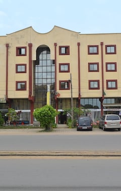 Hotel Denver Plaza (Douala, Cameroon)