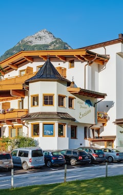 Hotel Enzian (Pertisau, Austria)