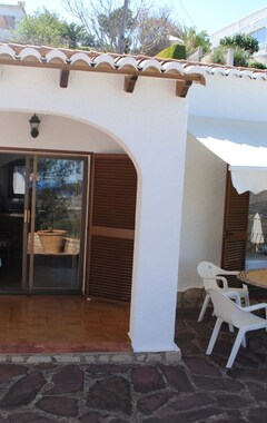 Koko talo/asunto Tranquil Mountaintop 2 Bedroom Villa With Private Pool And Stunning Sea Views (Alicante, Espanja)