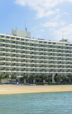 Hotelli Kanehide Kise Beach Palace (Nago, Japani)