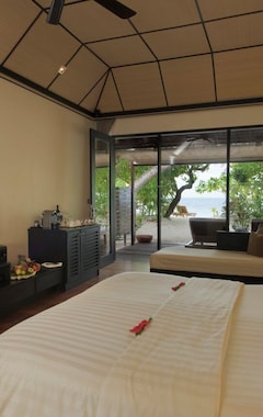 Hotel Lily Beach Resort & Spa - All Inclusive (Huvahendhoo, Islas Maldivas)