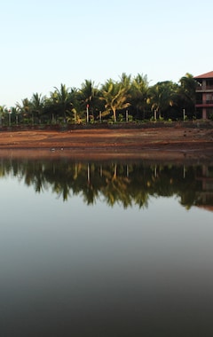 Lomakeskus Shantai by the Lake (Guhagar, Intia)