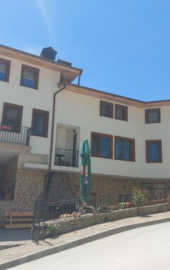 Hotelli Guest house Kaminata (Devin, Bulgaria)