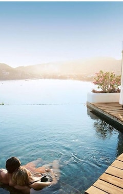 Tentaciones Hotel & Lounge Pool - Adults Only (Zihuatanejo, Mexico)