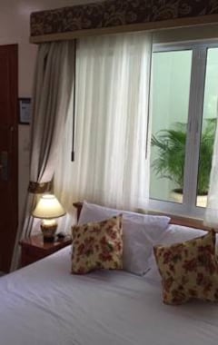 Hotel Ocean Breeze Resort (Cebu City, Filipinas)
