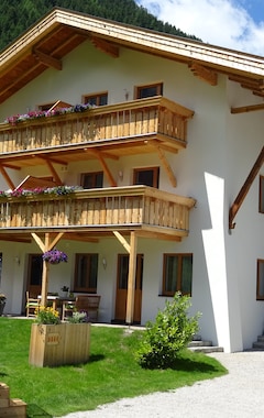Hotelli Landhaus Tyrol (Gries im Sellrain-Praxmar, Itävalta)