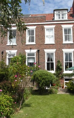 Hotelli Saint Hilda's House (Whitby, Iso-Britannia)