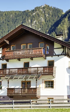 Aparthotel Gästehaus Huber (Mayrhofen, Austria)