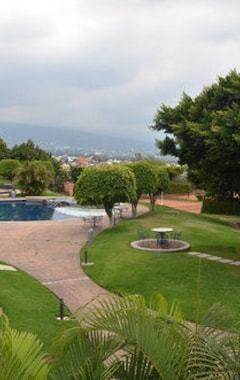 Villa Internacional Hotel & Club (Cuernavaca, Mexico)