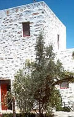 Hotel Anezina (Drios, Grecia)