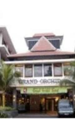 Hotelli Grand Orchid Hôtel (Surakarta, Indonesia)