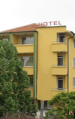 Hotel Triumph (Nova Zagora, Bulgaria)